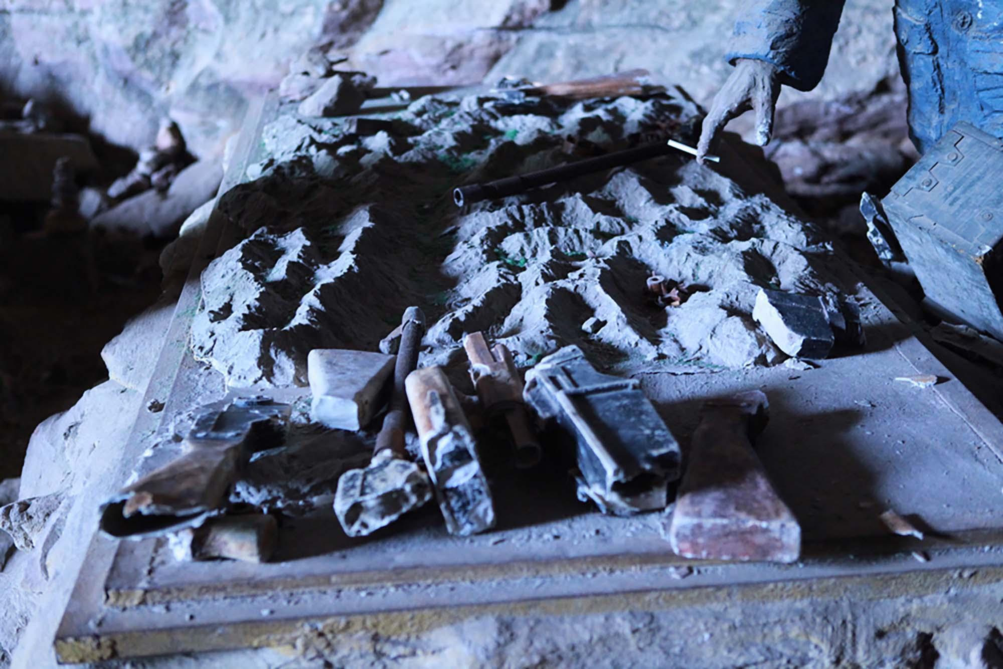 1. 黄崖洞兵工厂遗址现场 .jpg